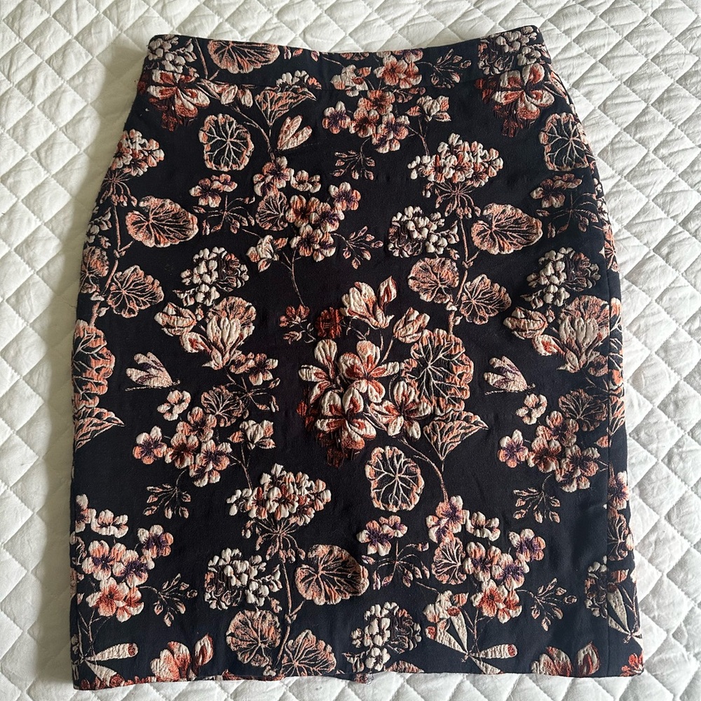 Ann Taylor Navy & Pink Floral Skirt